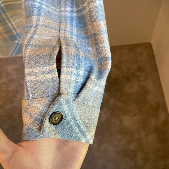 Boston Traders Shacket - Picture 4 of 7